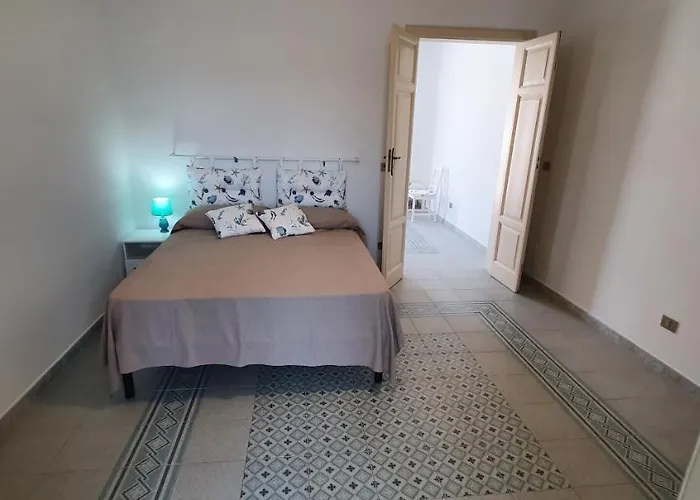 A 2 Passi Dal Mare - Grazioso Trilocale A Vakantiehuis