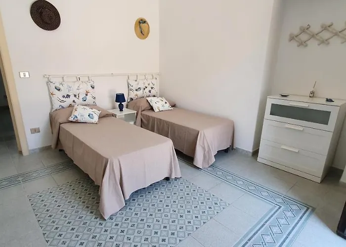 Casa de Férias A 2 Passi Dal Mare - Grazioso Trilocale A *