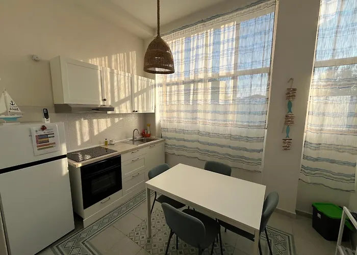 Vakantiehuis A 2 Passi Dal Mare - Grazioso Trilocale A *